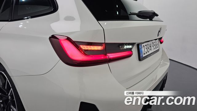 BMW 3-Series M340i xDrive Touring Pro