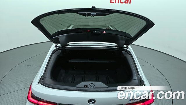 BMW 3-Series M340i xDrive Touring Pro