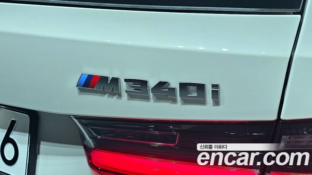 BMW 3-Series M340i xDrive Touring Pro