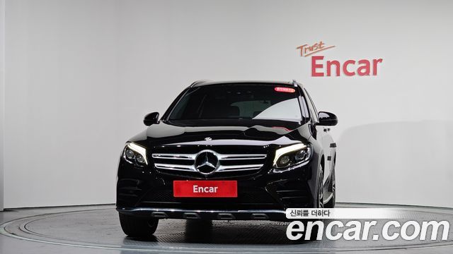 Mercedes-Benz GLC-Class GLC300 4MATIC AMG Line