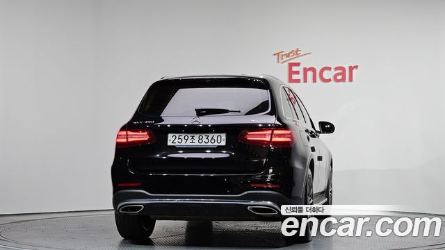 Mercedes-Benz GLC-Class GLC300 4MATIC AMG Line