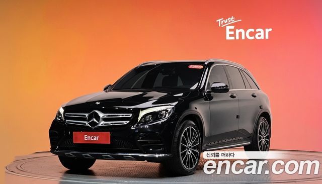 Mercedes-Benz GLC-Class GLC300 4MATIC AMG Line
