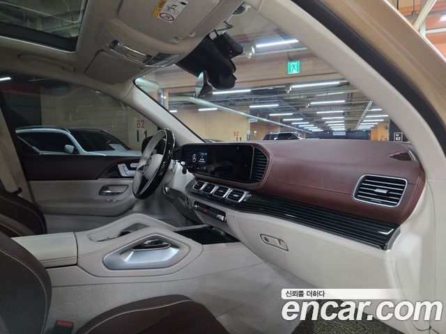 Mercedes-Benz GLS-Class Maybach GLS600 4MATIC Manufakur