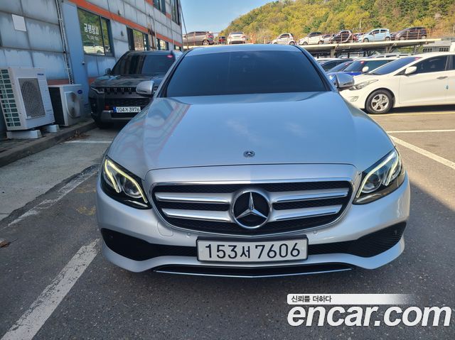 Mercedes-Benz E-Class E220d Avantgarde