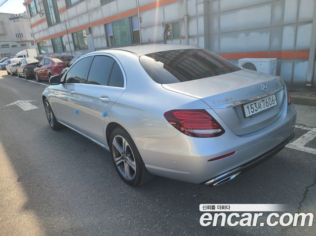 Mercedes-Benz E-Class E220d Avantgarde