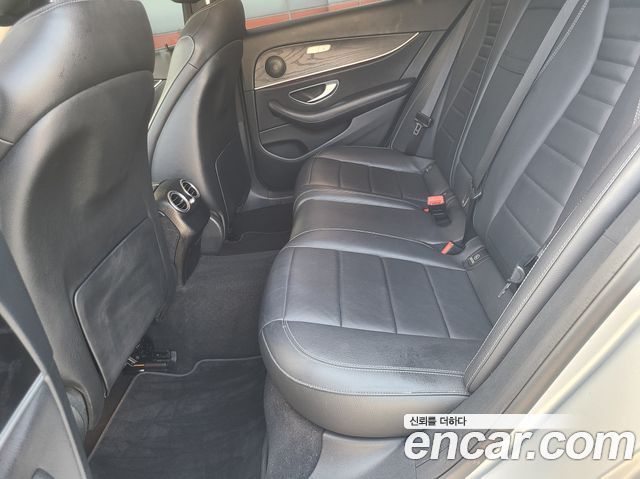 Mercedes-Benz E-Class E220d Avantgarde