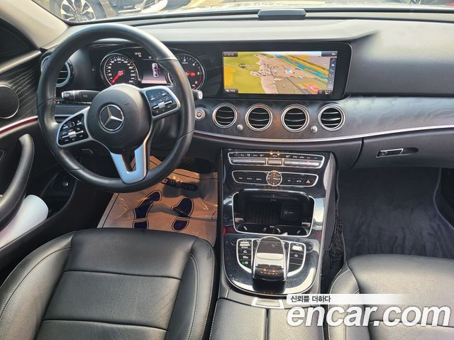 Mercedes-Benz E-Class E220d Avantgarde