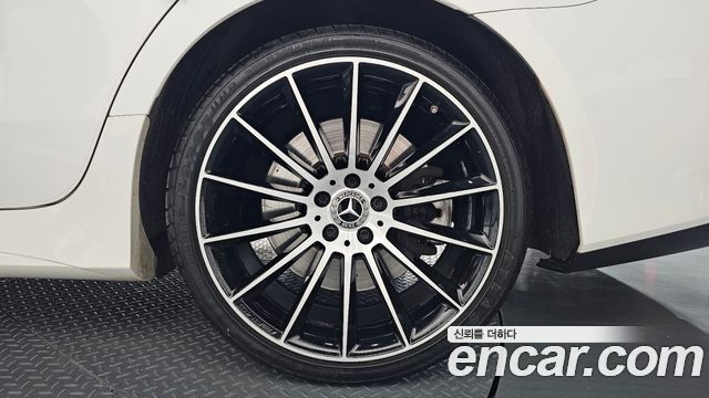 Mercedes-Benz CLS-Class CLS450 4MATIC AMG Line