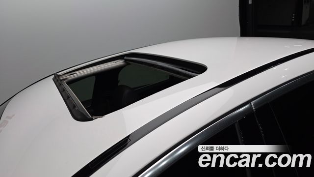 Mercedes-Benz E-Class E220d 4MATIC Avantgarde