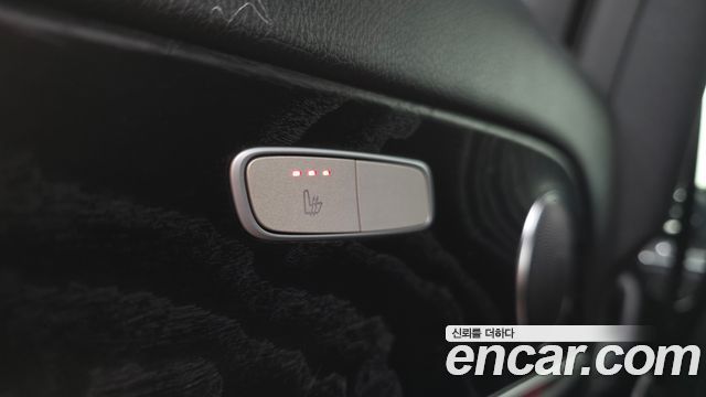 Mercedes-Benz E-Class E220d 4MATIC Avantgarde