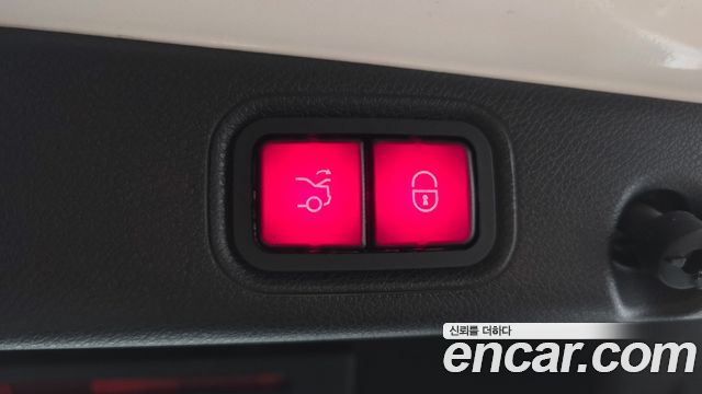 Mercedes-Benz E-Class E220d 4MATIC Avantgarde