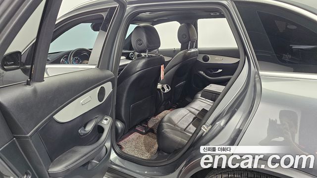 Mercedes-Benz GLC-Class GLC220 d 4MATIC