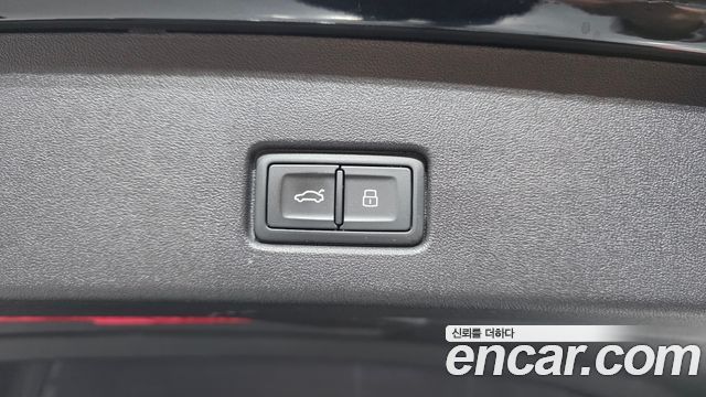 Audi Q4 e-tron 40 Premium