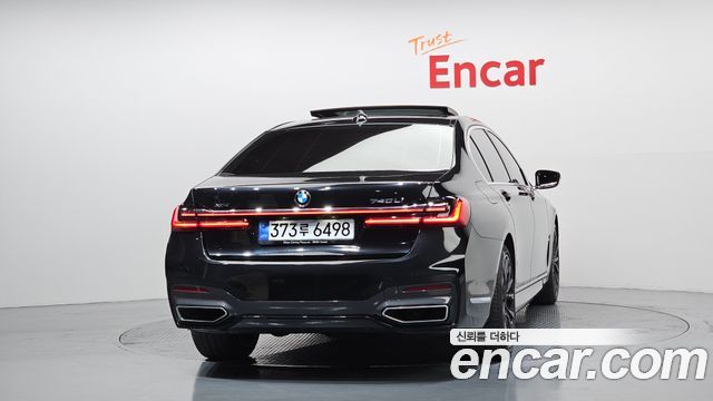 BMW 7-Series 740Li xDrive M Sport Package