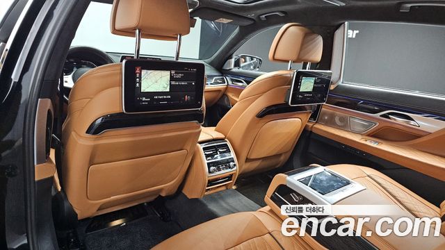 BMW 7-Series 740Li xDrive M Sport Package