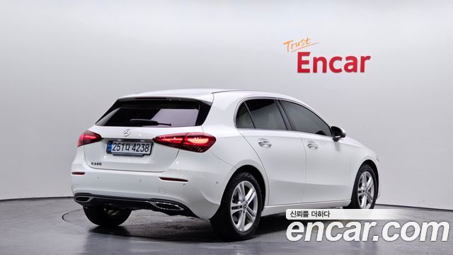 Mercedes-Benz A-Class A220 Hatchback