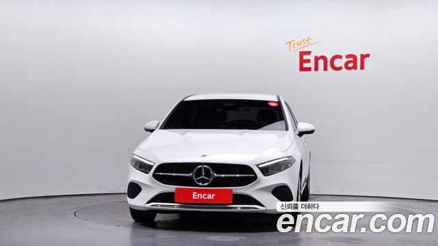 Mercedes-Benz A-Class A220 Hatchback