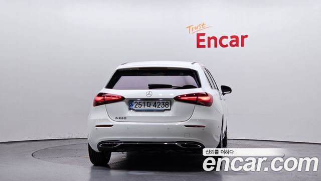 Mercedes-Benz A-Class A220 Hatchback
