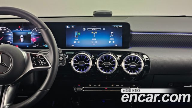 Mercedes-Benz A-Class A220 Hatchback