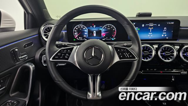 Mercedes-Benz A-Class A220 Hatchback
