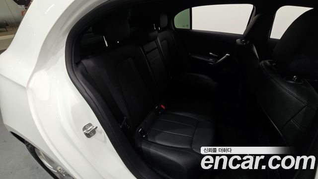Mercedes-Benz A-Class A220 Hatchback