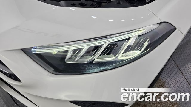 Mercedes-Benz A-Class A220 Hatchback
