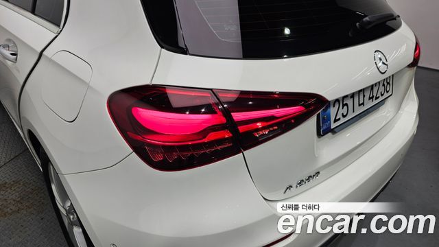 Mercedes-Benz A-Class A220 Hatchback