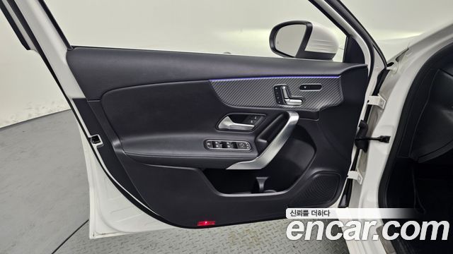 Mercedes-Benz A-Class A220 Hatchback