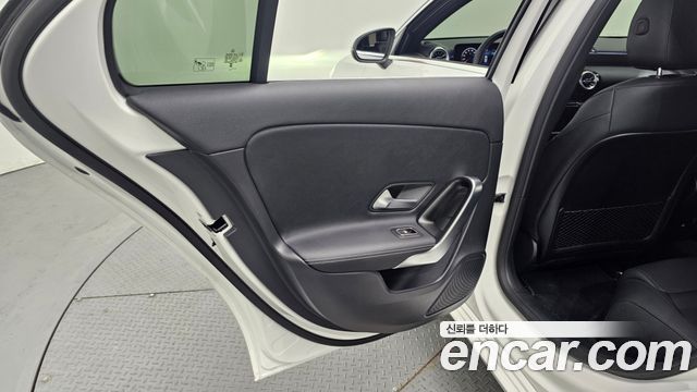 Mercedes-Benz A-Class A220 Hatchback