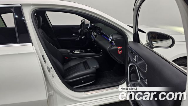 Mercedes-Benz A-Class A220 Hatchback