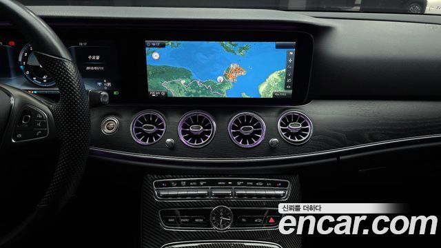 Mercedes-Benz E-Class E300 4MATIC Avnatgarde