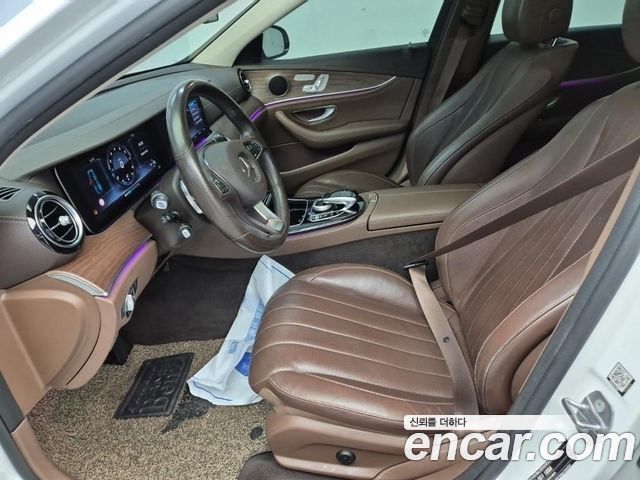 Mercedes-Benz E-Class E300 Exclusive