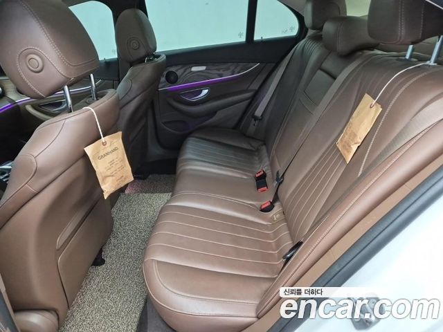 Mercedes-Benz E-Class E300 Exclusive