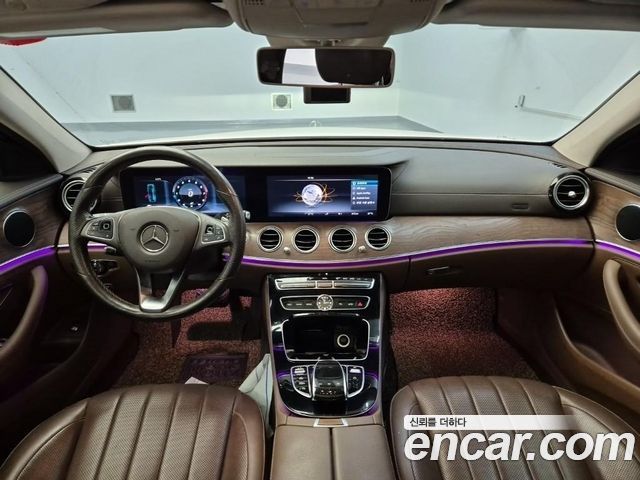 Mercedes-Benz E-Class E300 Exclusive