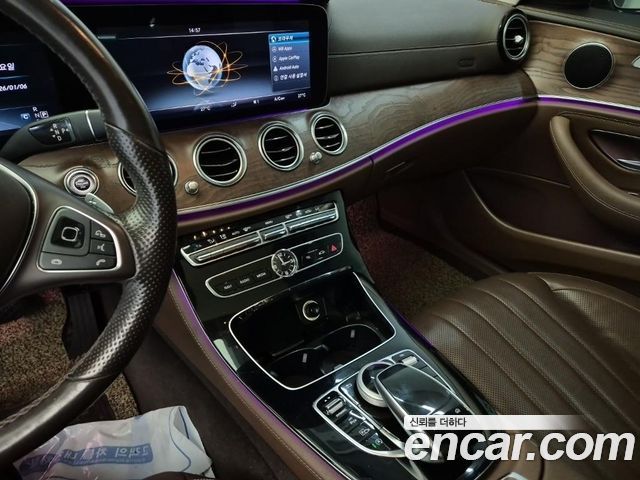 Mercedes-Benz E-Class E300 Exclusive