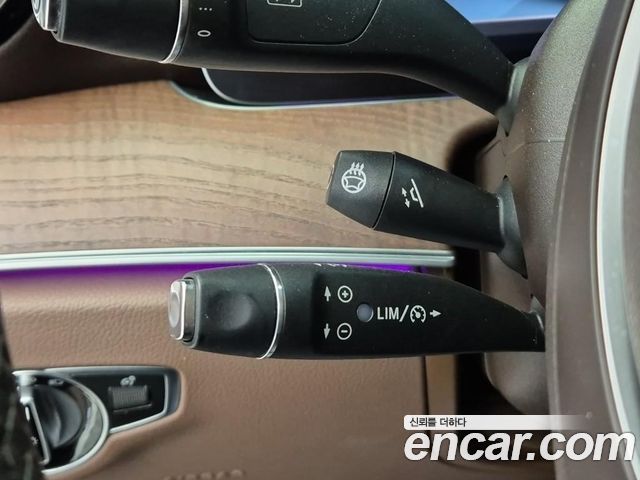 Mercedes-Benz E-Class E300 Exclusive