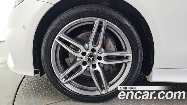 Mercedes-Benz E-Class E220d Coupe