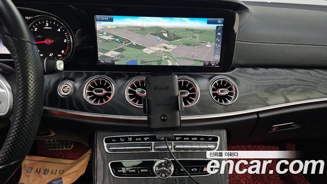 Mercedes-Benz E-Class E220d Coupe