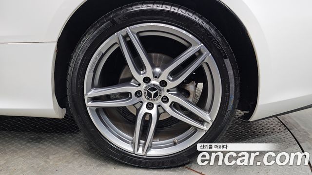Mercedes-Benz E-Class E220d Coupe