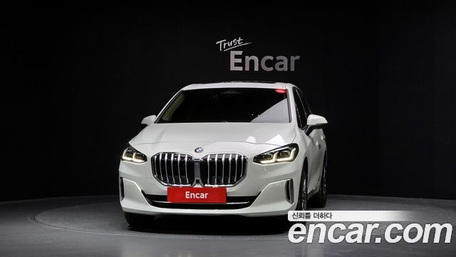 BMW 2-Series 220i Luxury