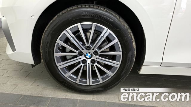BMW 2-Series 220i Luxury