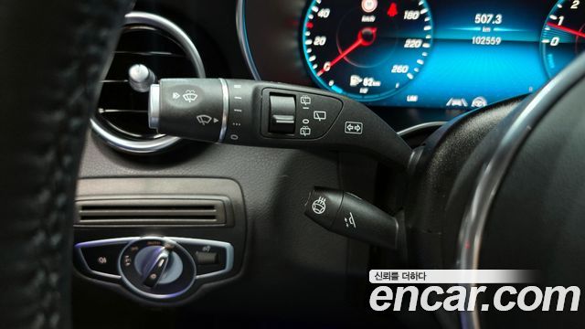 Mercedes-Benz GLC-Class GLC300e 4MATIC