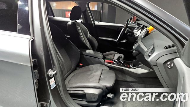 BMW 1-Series 118d Joy
