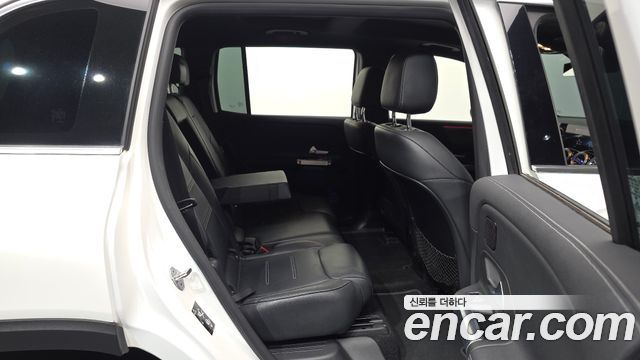 Mercedes-Benz EQB EQB300 4MATIC AMG Line