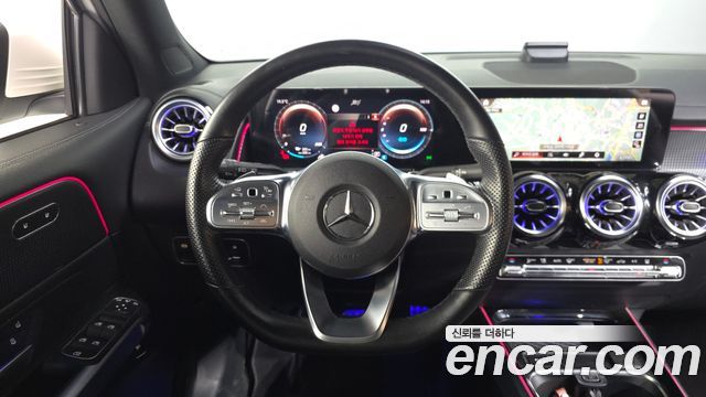 Mercedes-Benz EQB EQB300 4MATIC AMG Line
