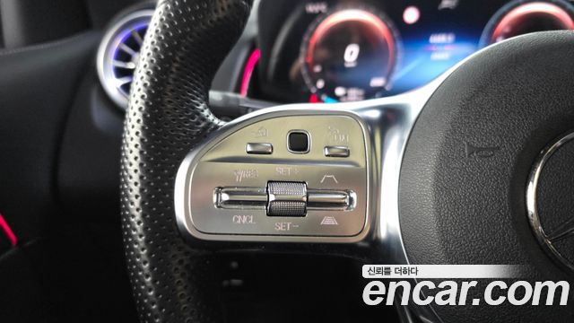 Mercedes-Benz EQB EQB300 4MATIC AMG Line