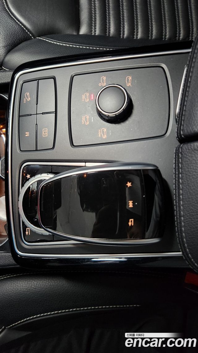 Mercedes-Benz GLE-Class GLE350 d 4MATIC