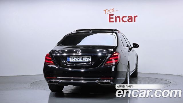 Mercedes-Benz S-Class Maybach S560 4MATIC