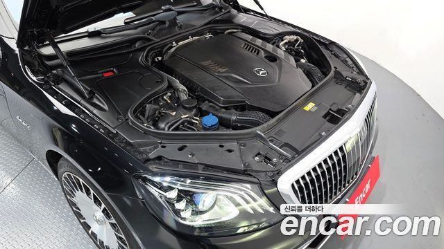 Mercedes-Benz S-Class Maybach S560 4MATIC