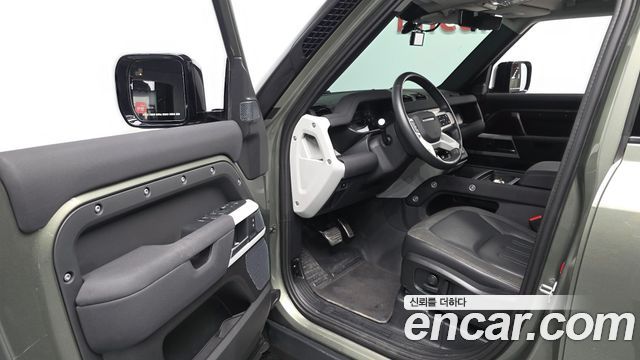 Land Rover Defender 110 D240 SE